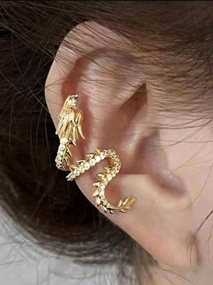 Close Dragon Ear Cuff